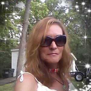 Meet your Posher, Ramona